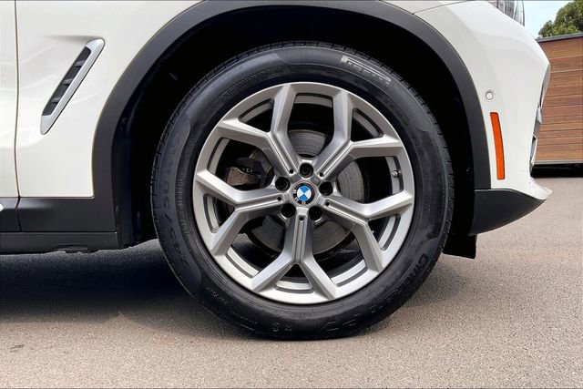 Used 2021 BMW X4 xDrive30i w/ Convenience Package AWD/4WD image 9