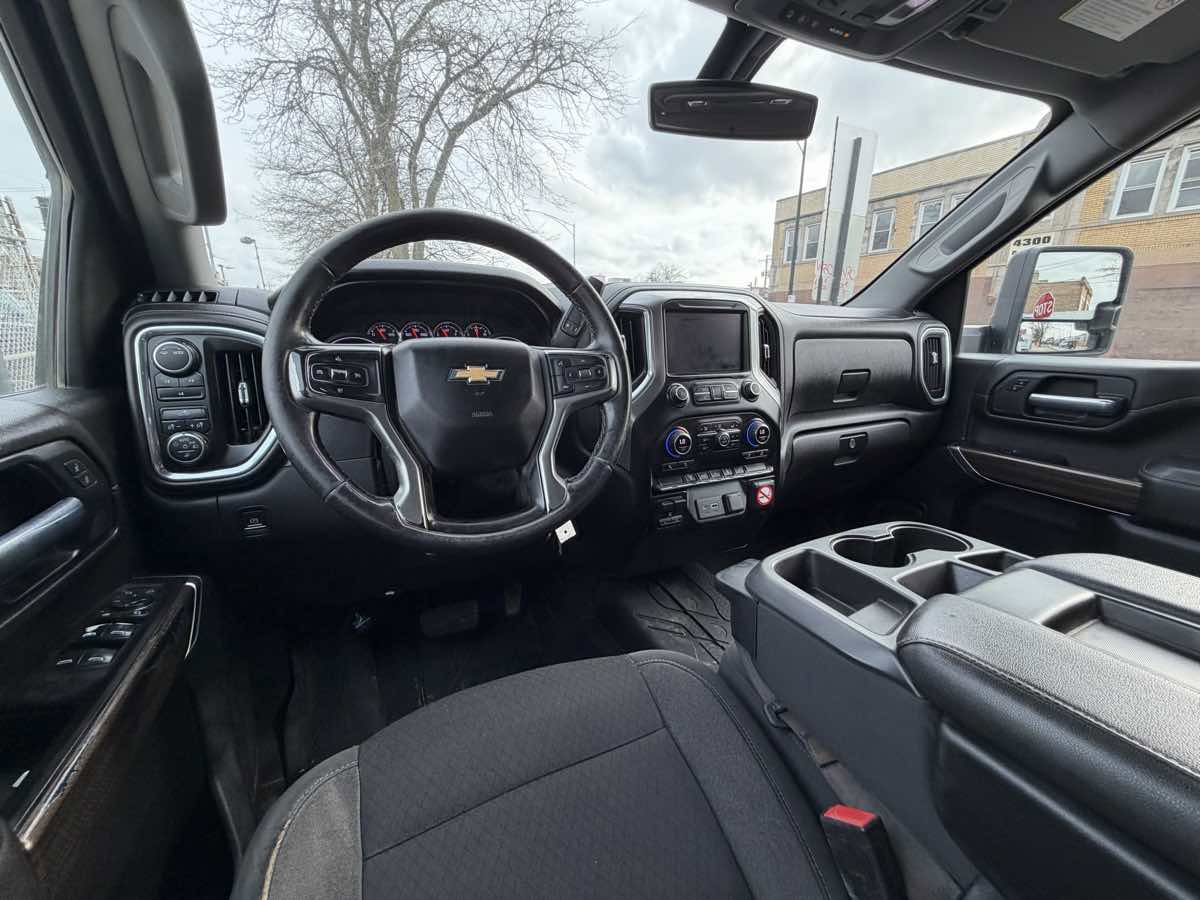 Used 2021 Chevrolet Silverado 2500 LT w/ Fleet Comfort Package AWD/4WD image 18