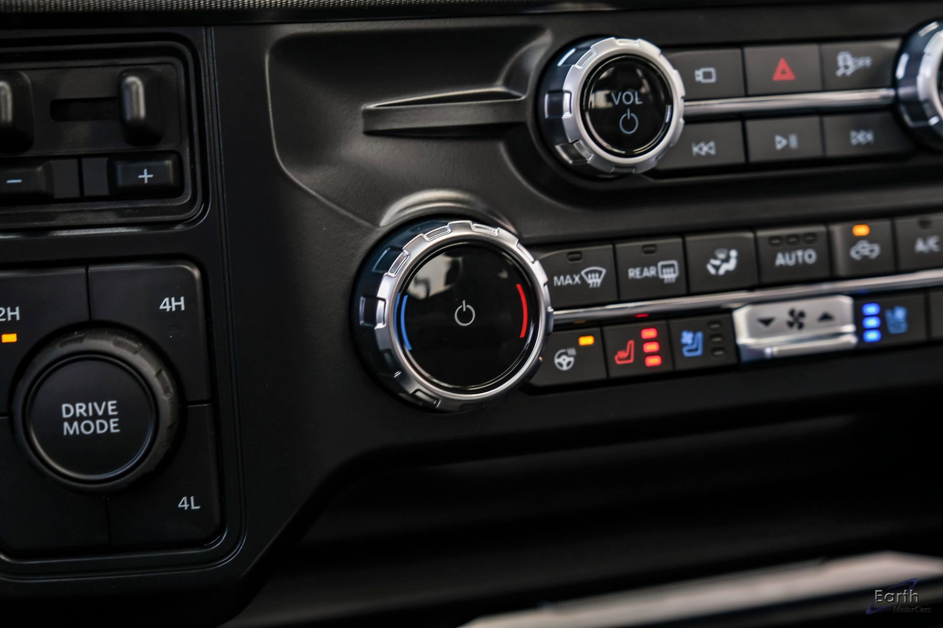 Used 2026 Ford F450 Platinum w/ FX4 Off-Road Package image 68