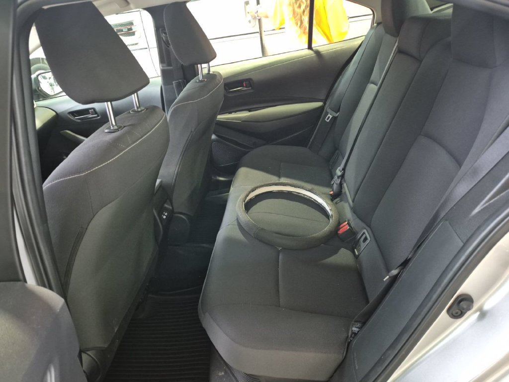 Used 2025 Toyota Corolla LE FWD image 7