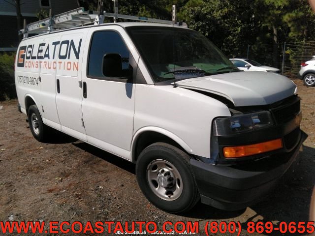 Used 2018 Chevrolet Express 2500 w/ Driver Convenience Package image 3