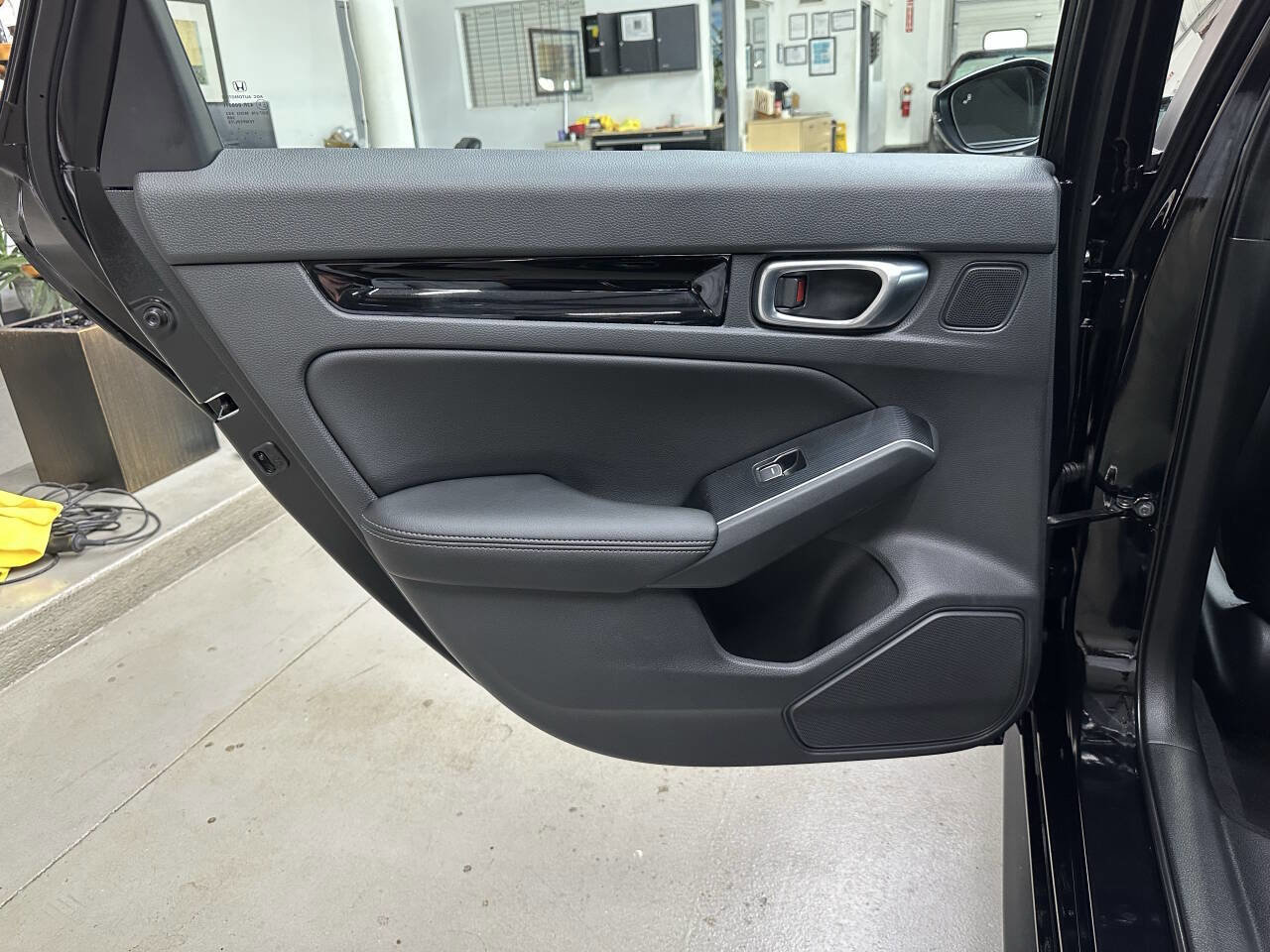 Used 2025 Honda Civic Sport Touring image 12