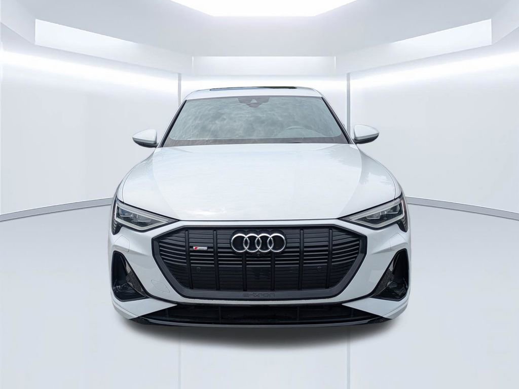 Used 2021 Audi e-tron Premium Plus w/ Premium Plus Package AWD/4WD image 9