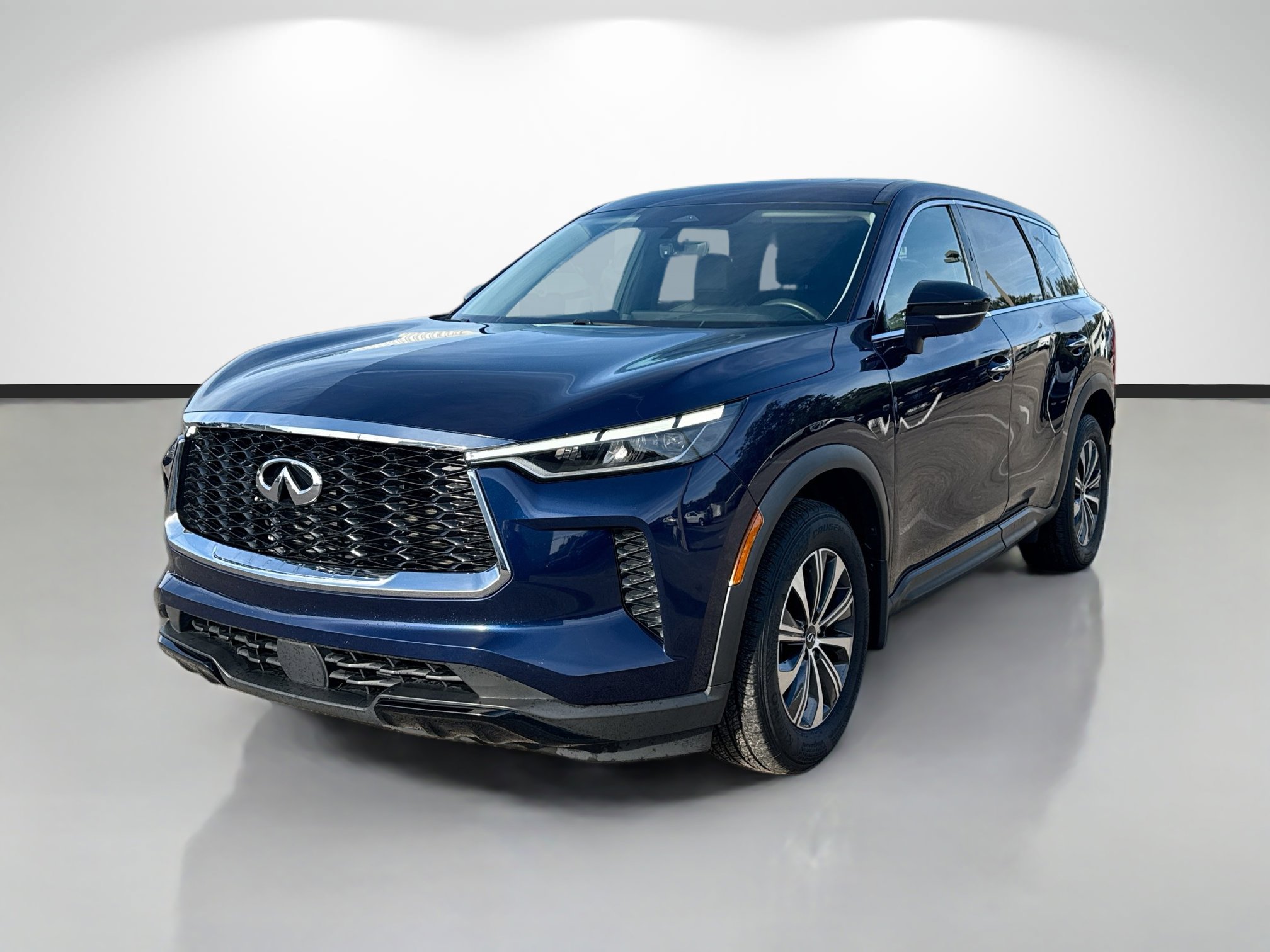Used 2023 INFINITI QX60 Pure image 7