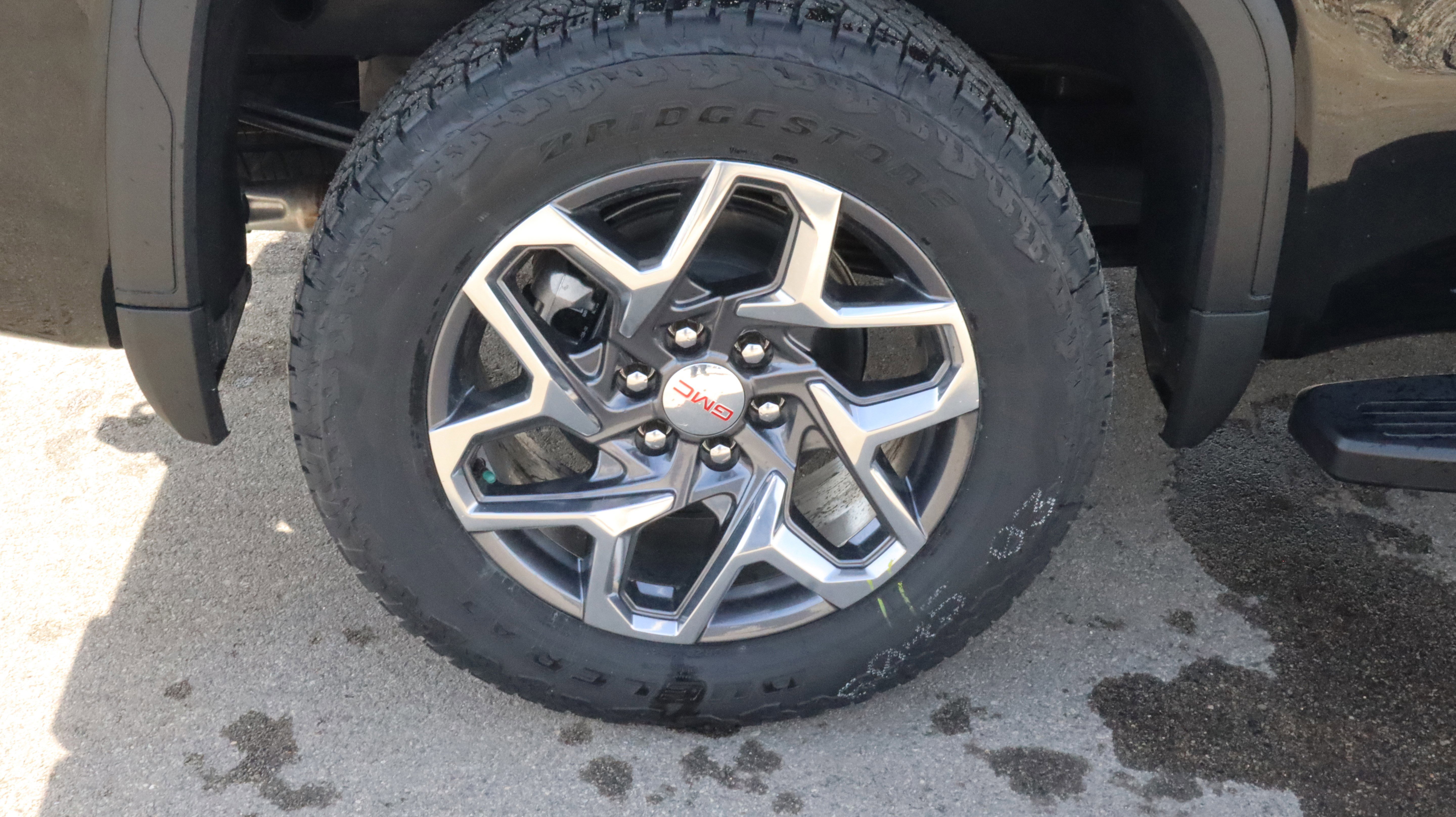 New 2026 GMC Sierra 1500 SLT w/ SLT Premium Plus Package AWD/4WD image 17