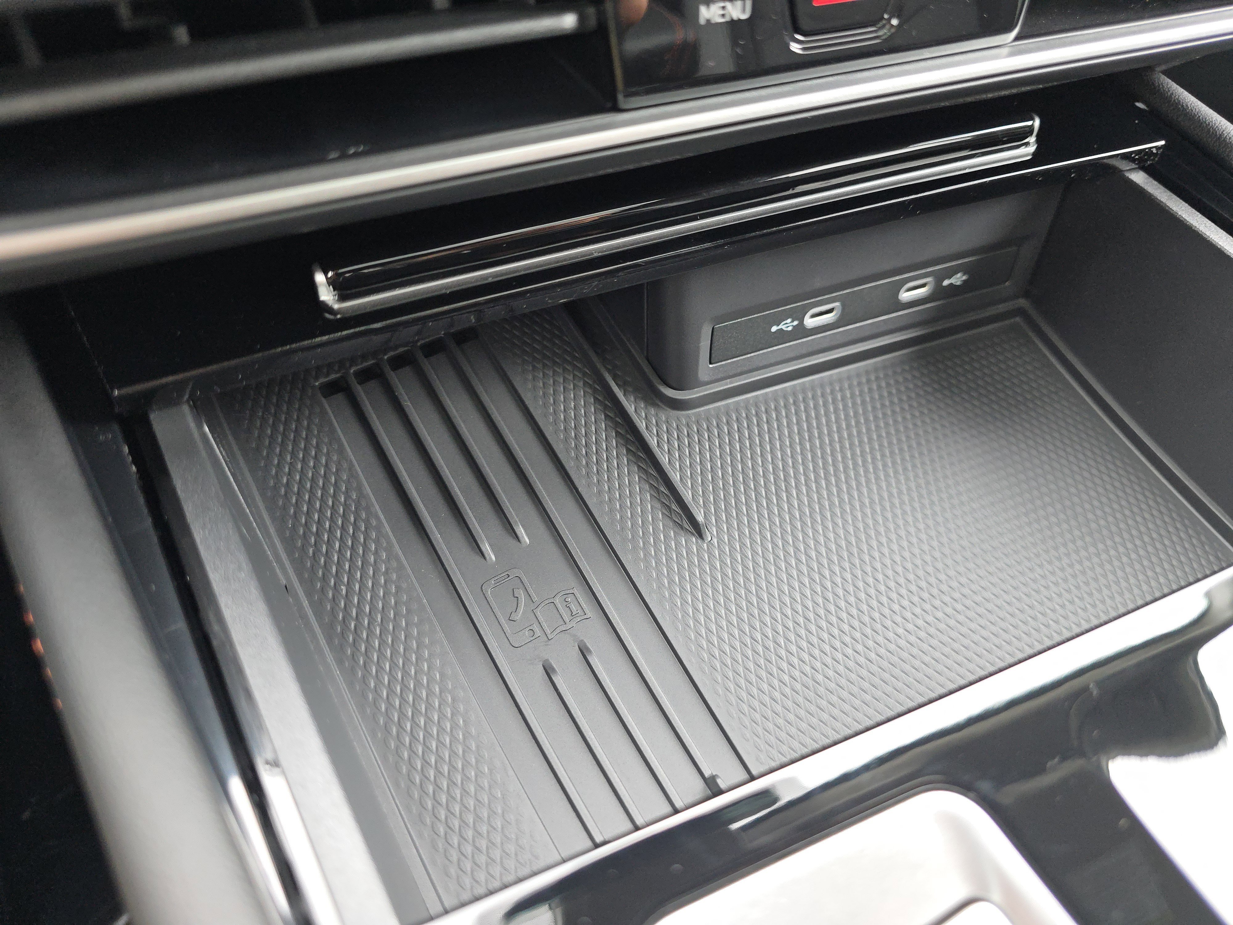 New 2025 Volkswagen Atlas Peak Edition SE image 15