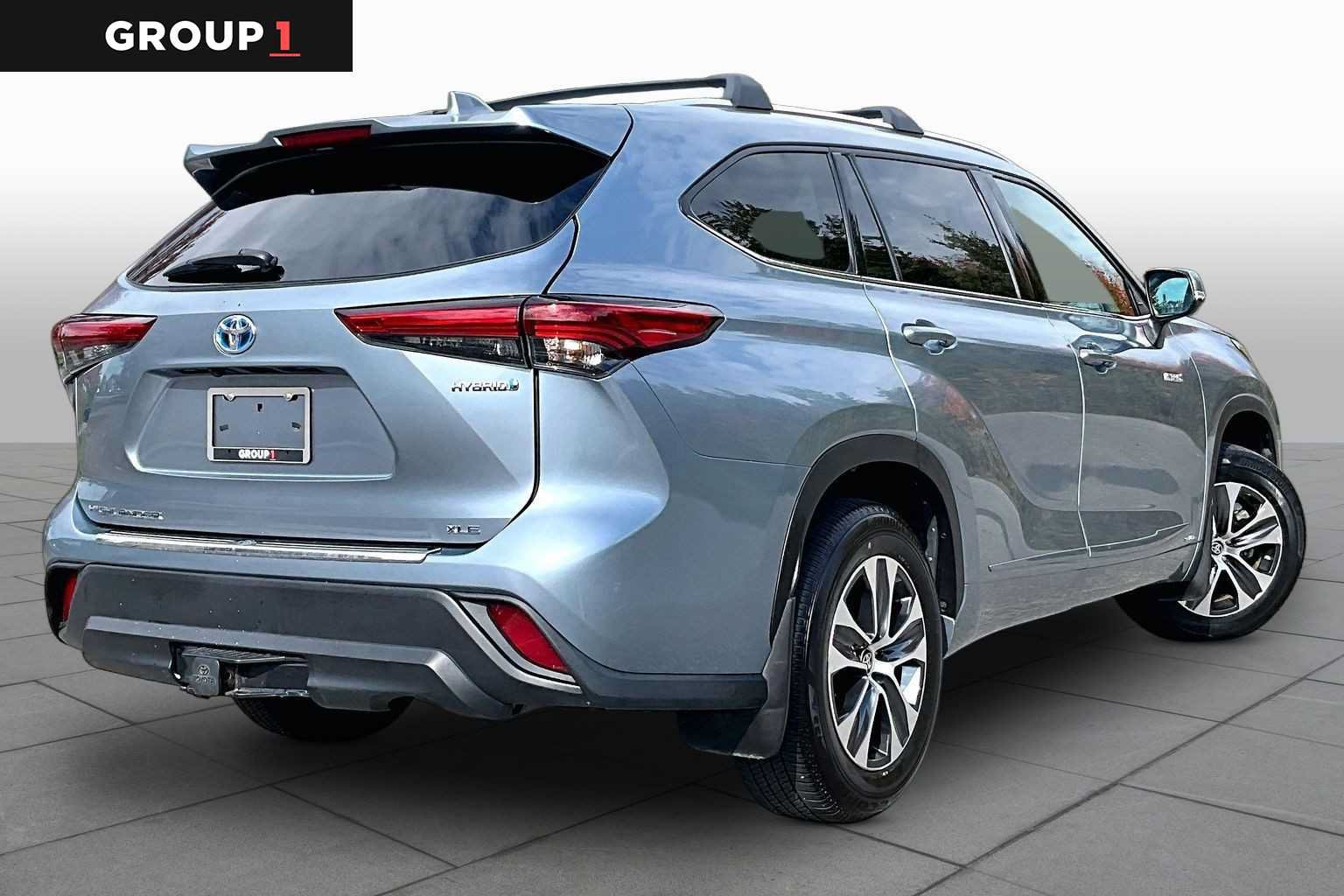 Certified 2020 Toyota Highlander XLE AWD/4WD image 13