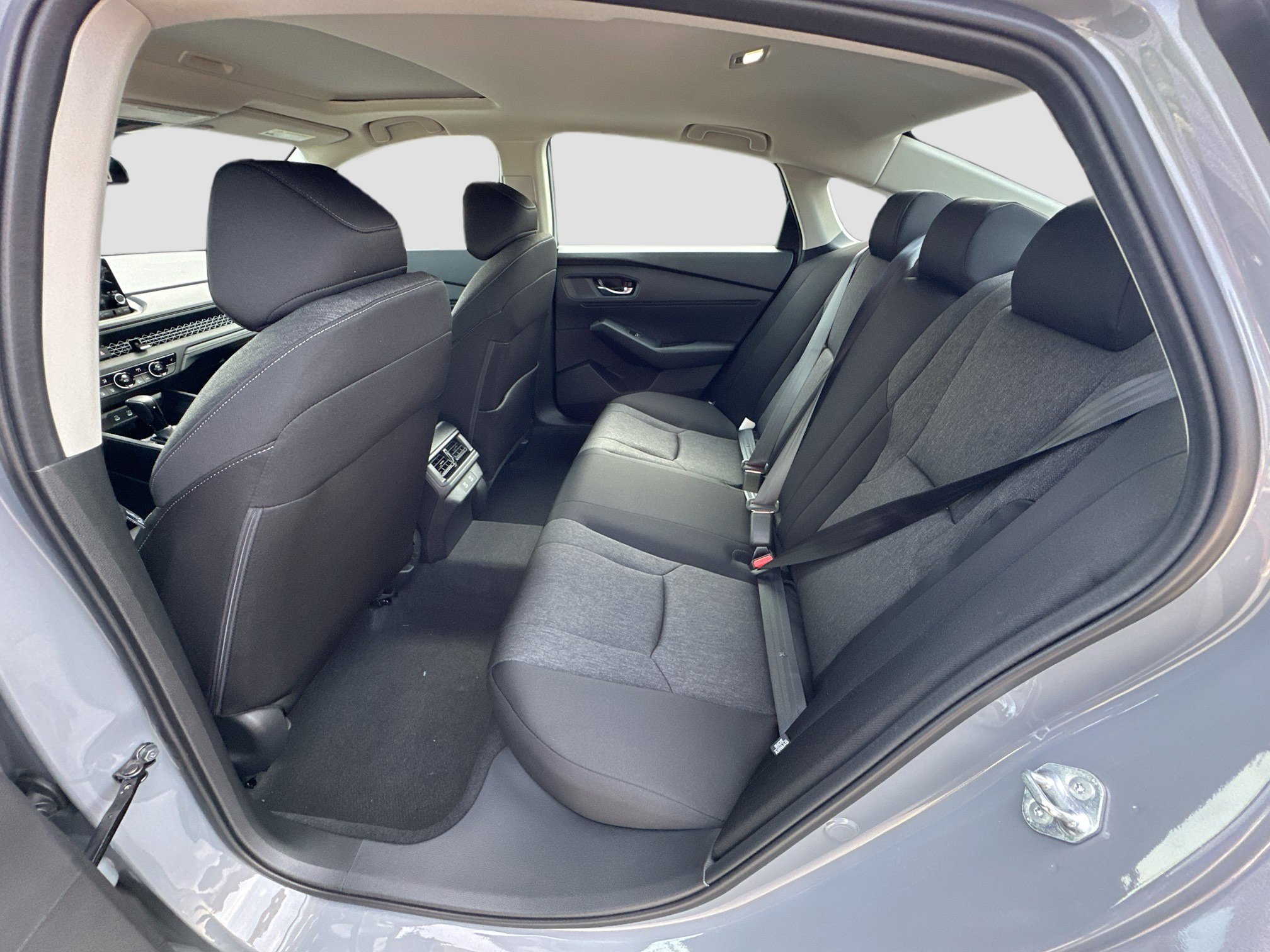 New 2025 Honda Accord SE image 18