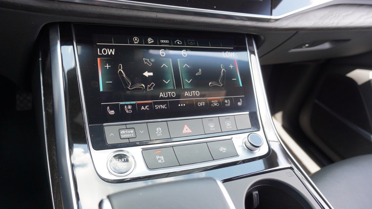 Used 2021 Audi Q8 Premium Plus w/ Premium Plus Package AWD/4WD image 21