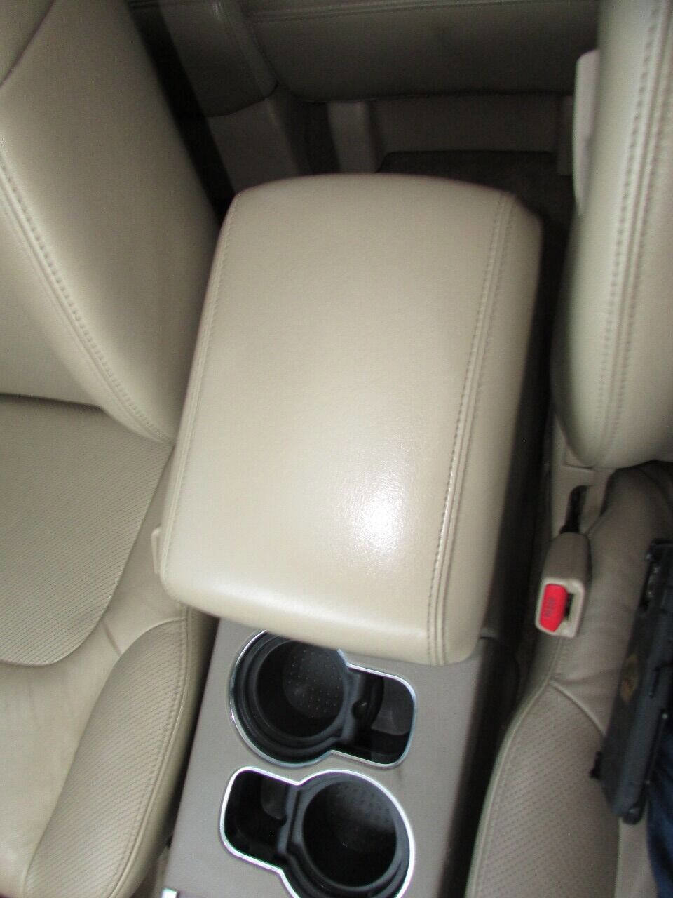 Used 2010 Nissan Pathfinder LE image 20