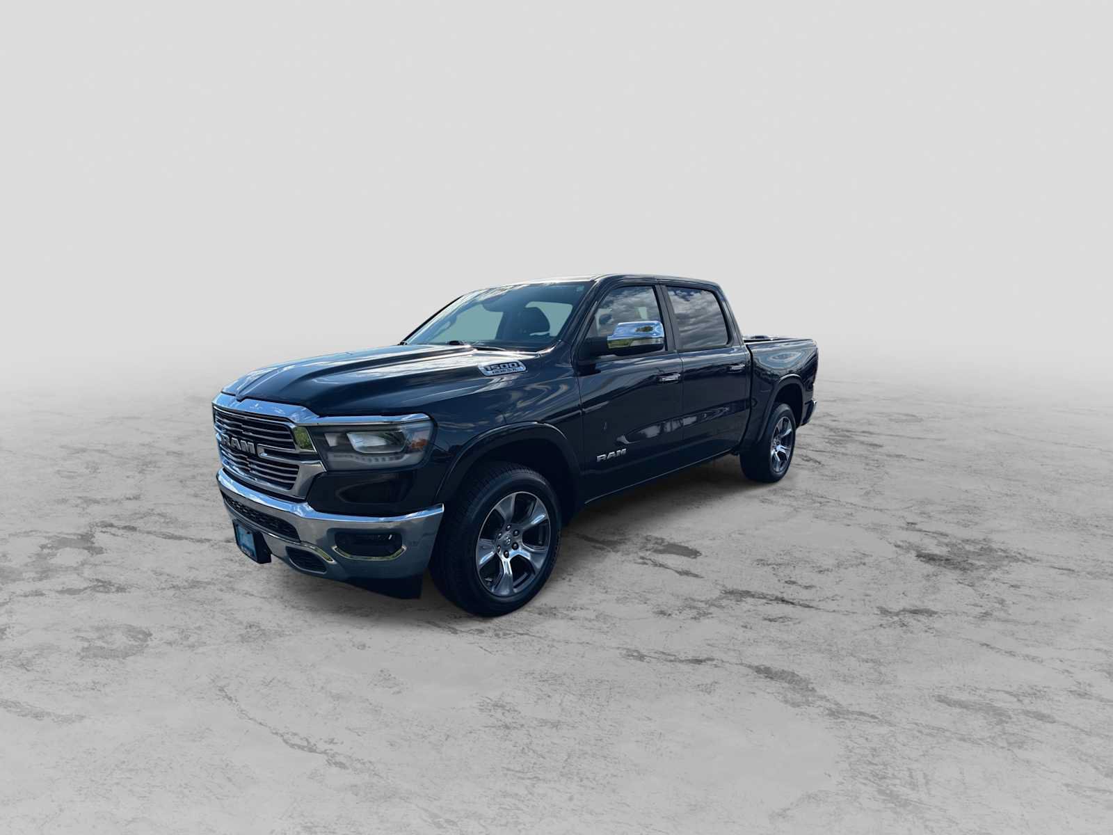 Used 2019 RAM 1500 Laramie AWD/4WD image 4