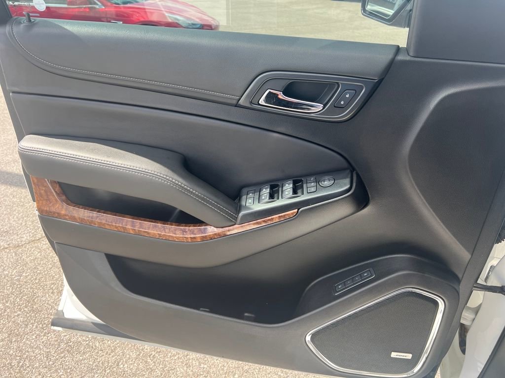 Used 2019 Chevrolet Suburban Premier image 18