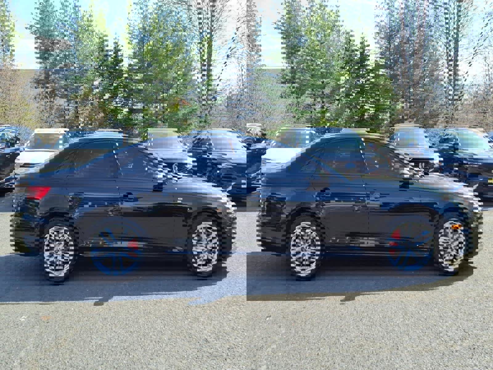 Used 2017 Audi A4 2.0T Premium w/ Convenience Package image 8