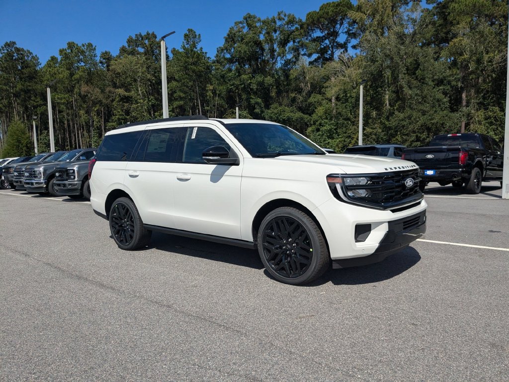 New 2027 Ford Expedition Platinum w/ Stealth Performance Package AWD/4WD image 2
