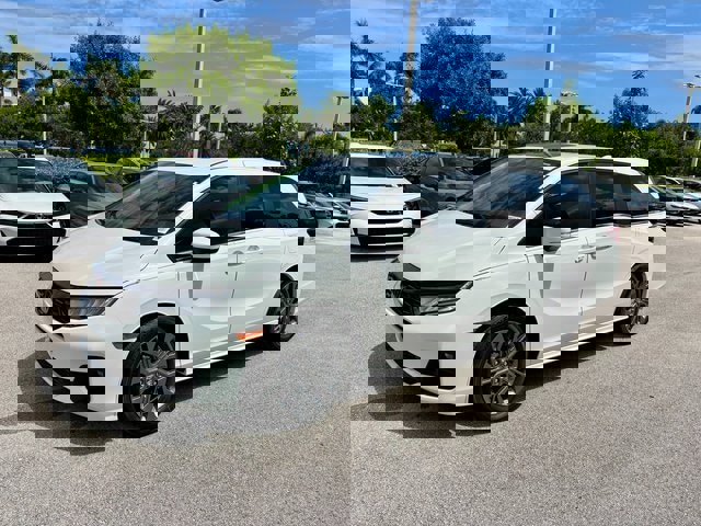New 2026 Honda Odyssey Touring image 3