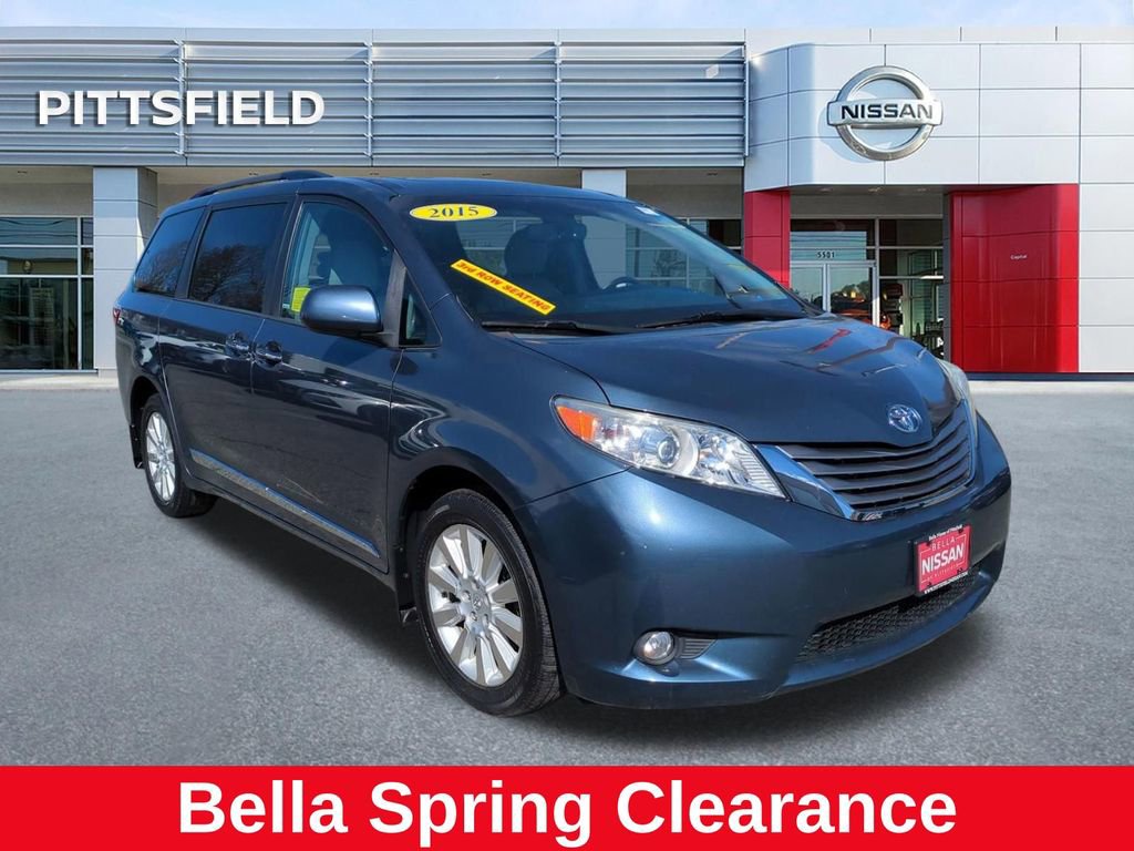 Used 2015 Toyota Sienna XLE w/ XLE Navigation Package image 1