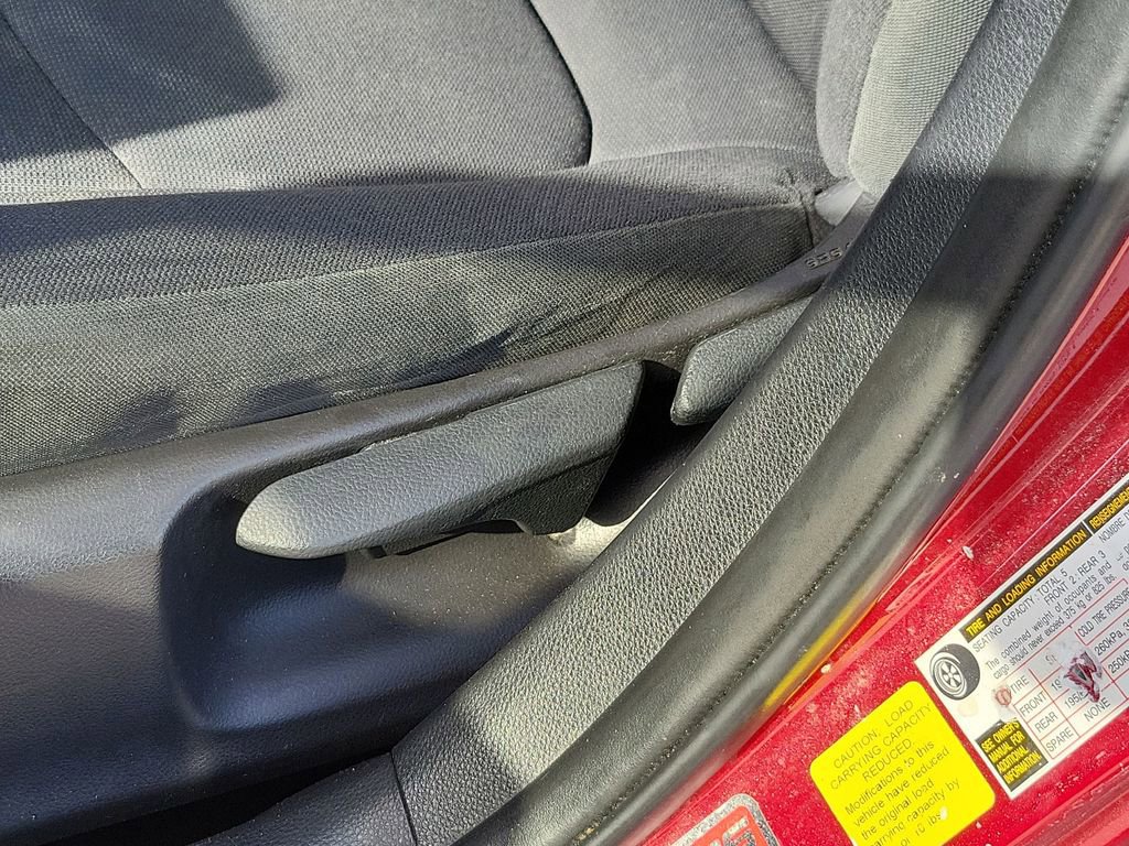 Used 2022 Toyota Corolla LE image 14