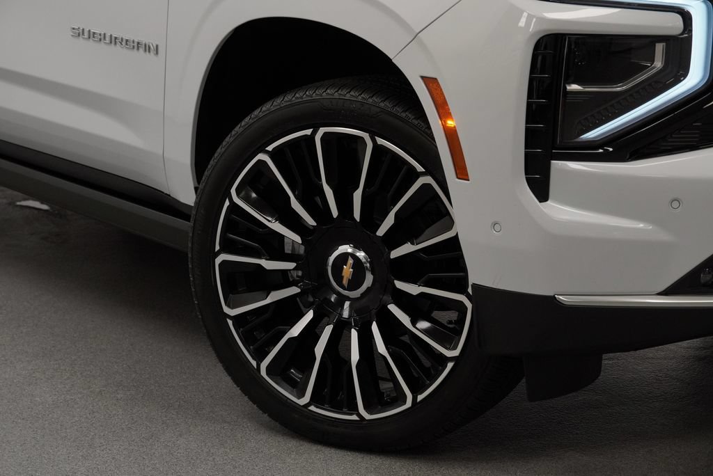 New 2026 Chevrolet Suburban High Country AWD/4WD image 10