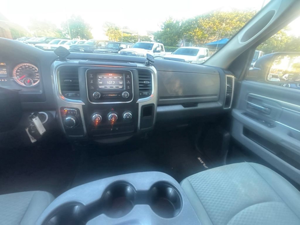 Used 2016 RAM 1500 Classic SLT RWD image 12