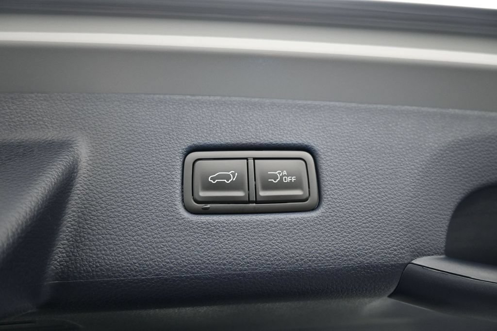 New 2026 Kia Carnival EX FWD image 23