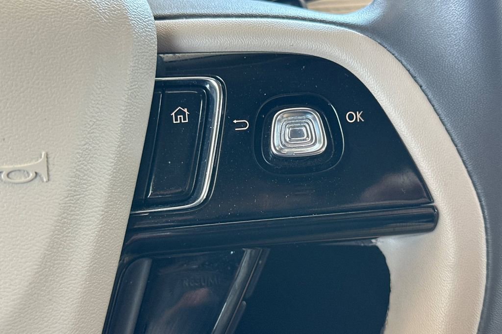 Used 2022 Lincoln Corsair FWD image 27