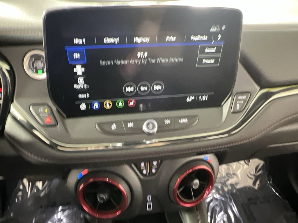 Used 2024 Chevrolet Blazer RS w/ Enhanced Convenience Package image 14