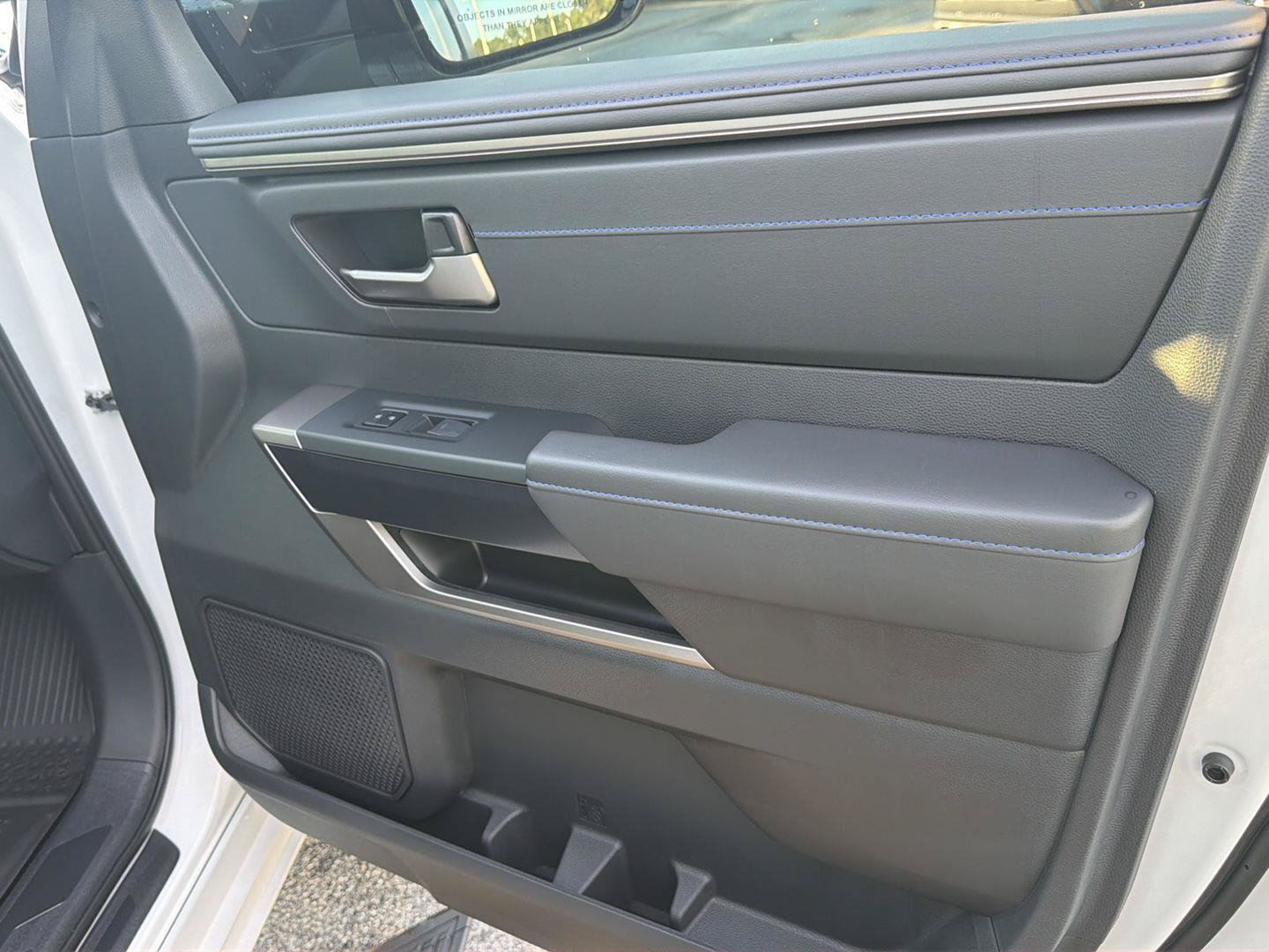 New 2026 Toyota Tundra Platinum AWD/4WD image 15
