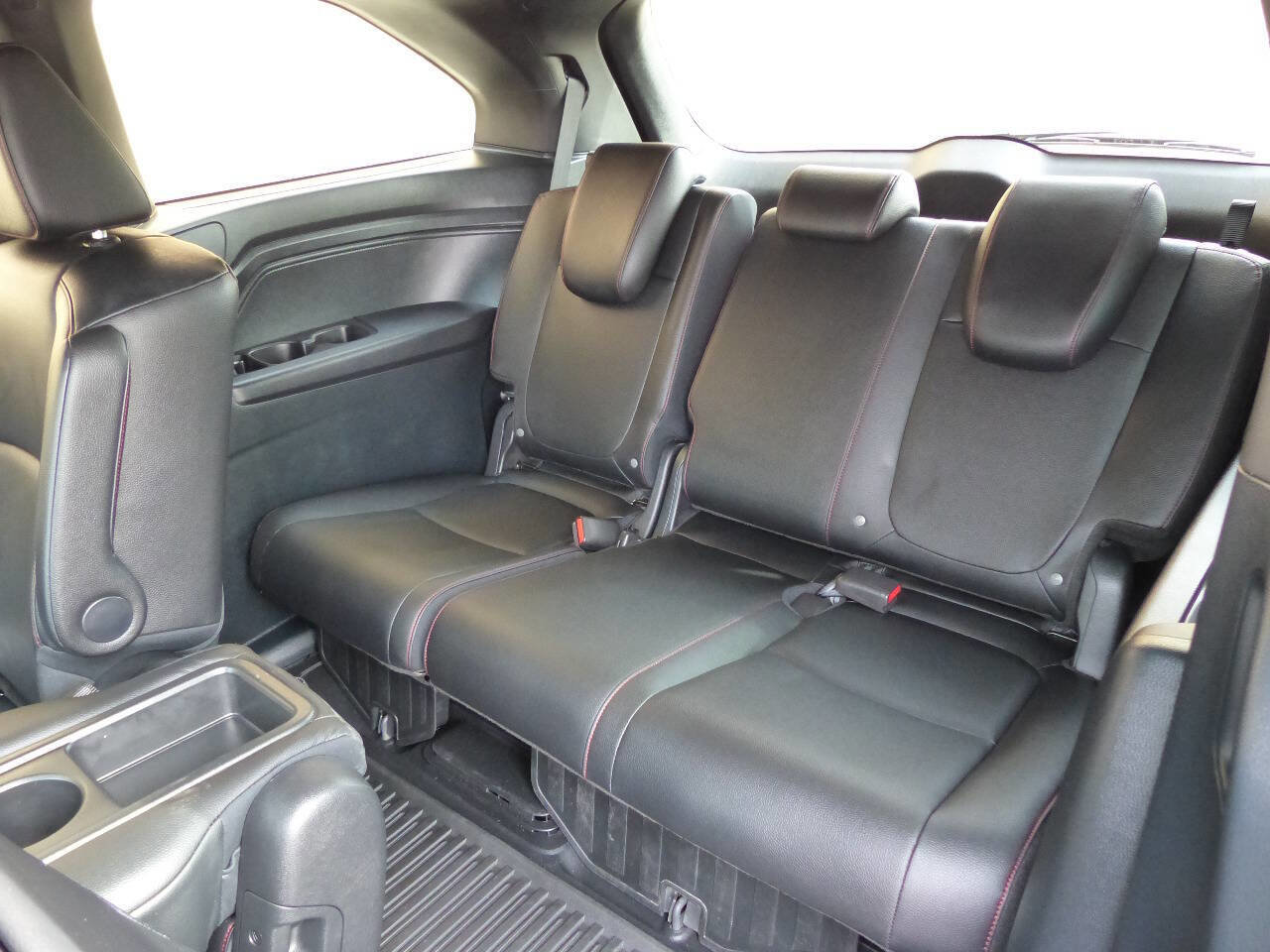 Used 2024 Honda Odyssey Sport image 43