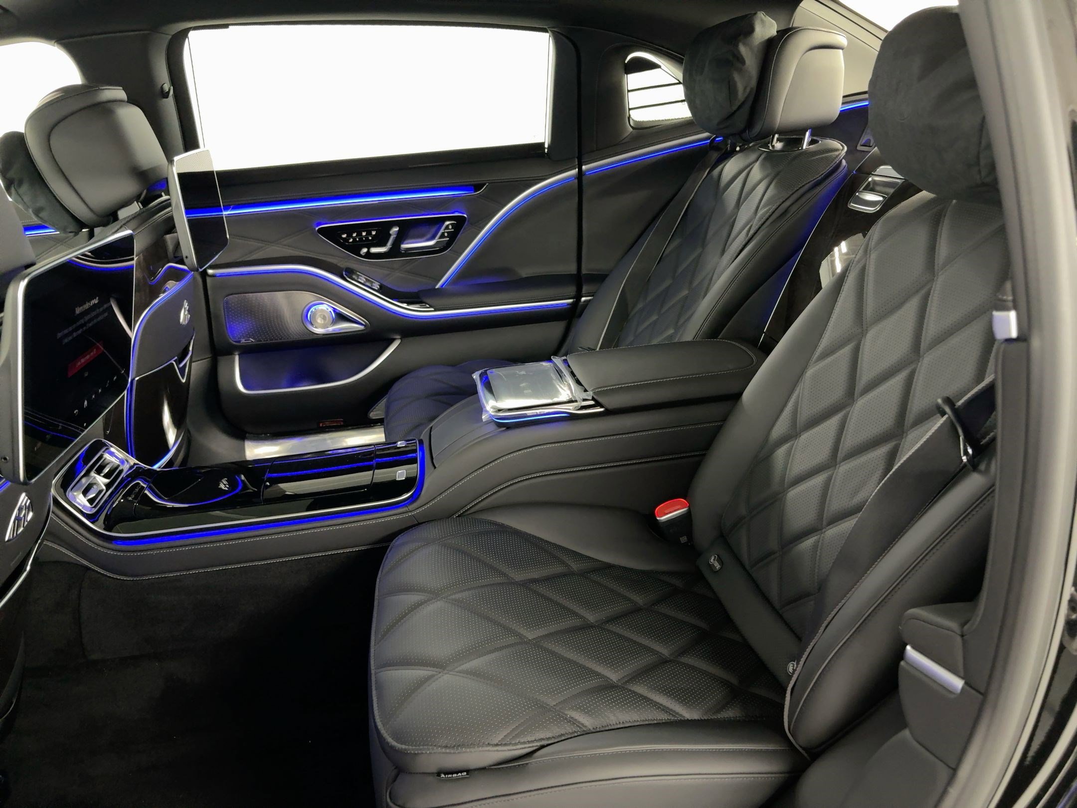 New 2026 Mercedes-Benz Maybach S 580 4MATIC image 26