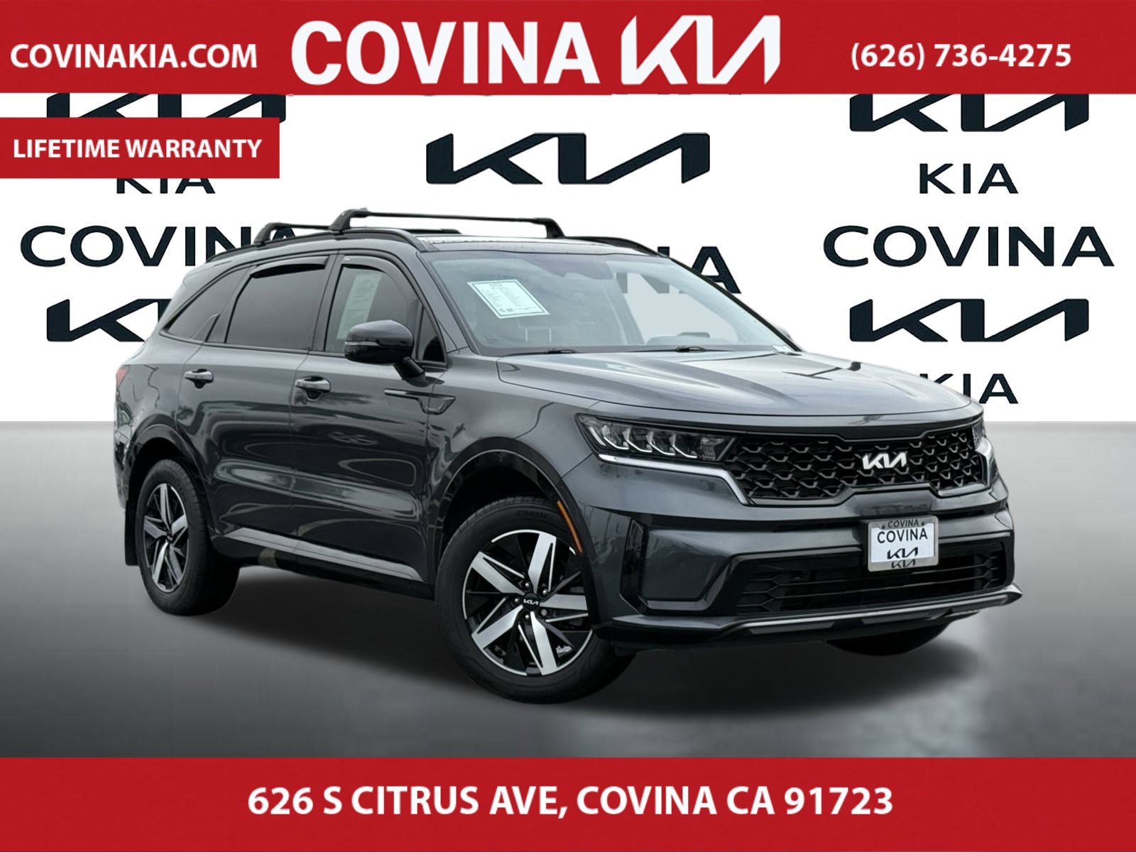 Certified 2022 Kia Sorento S w/ Panoramic Sunroof Package image 2