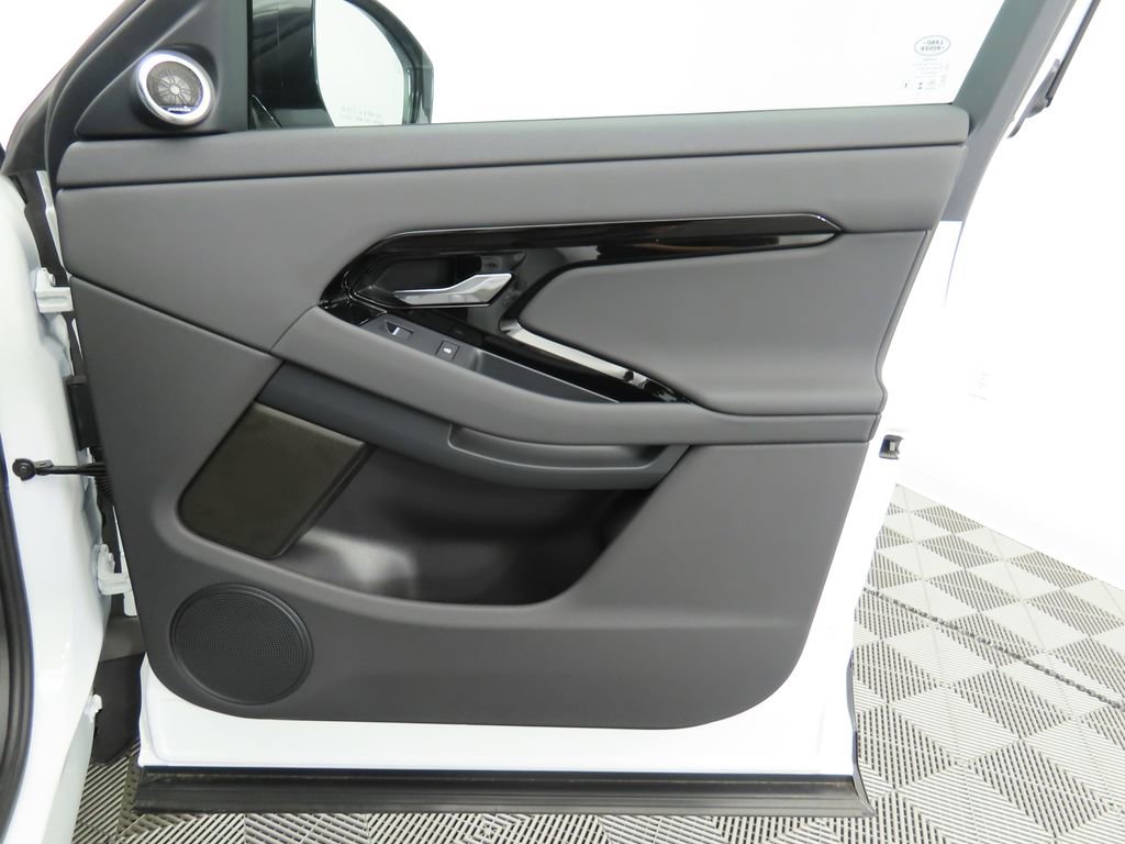 New 2026 Land Rover Range Rover Evoque S image 26