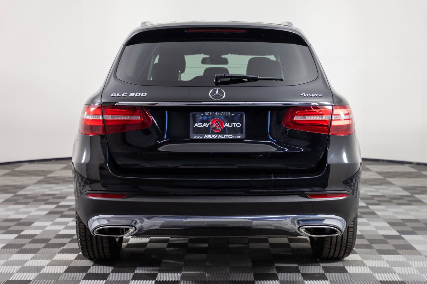 Used 2019 Mercedes-Benz GLC 300 4MATIC w/ Premium Package image 7