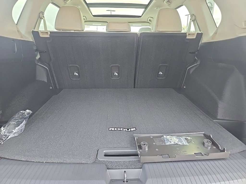 New 2026 Nissan Rogue SV image 33