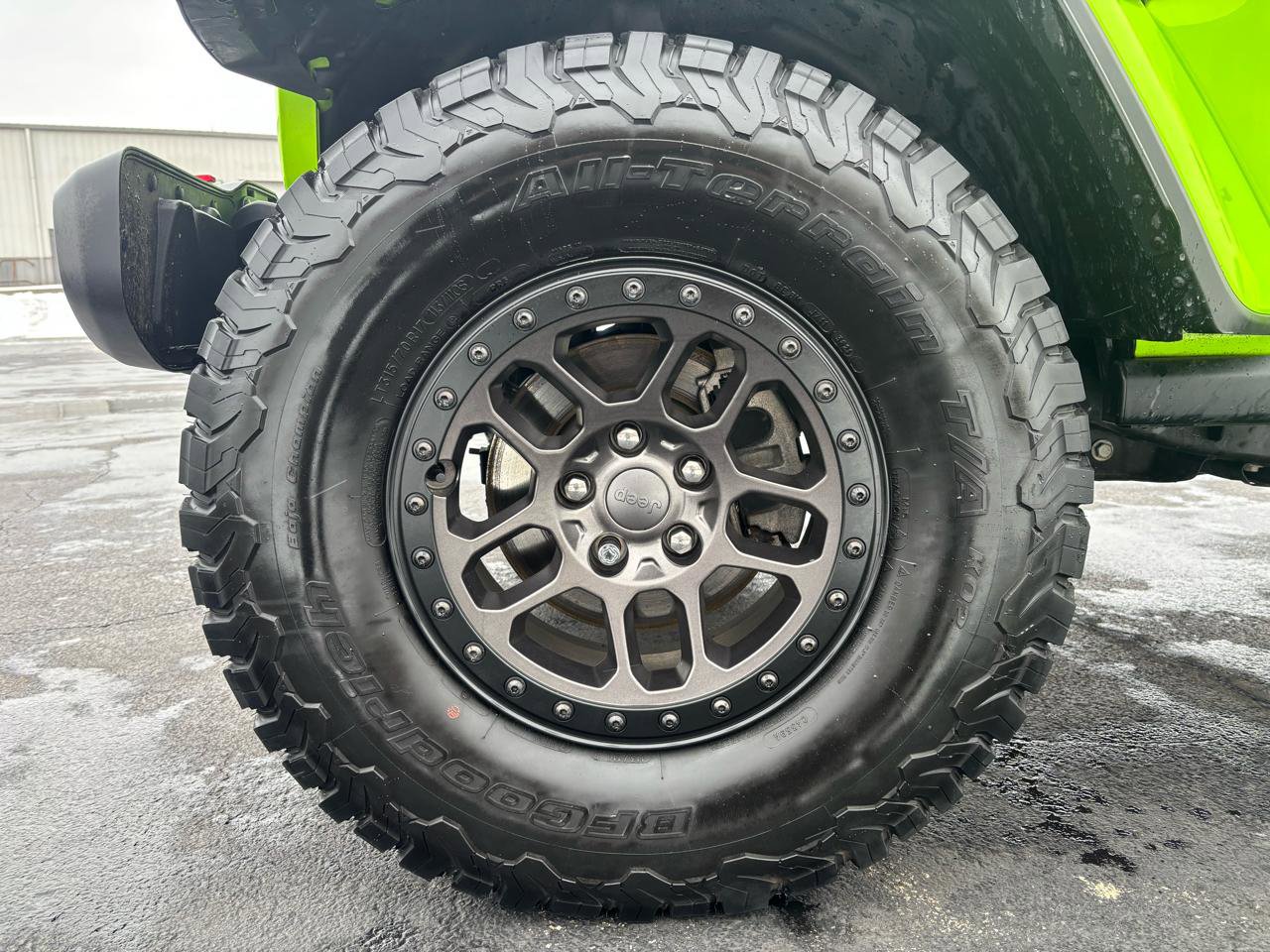 Used 2021 Jeep Wrangler Unlimited Rubicon w/ Xtreme Recon 35" Tire Package image 35