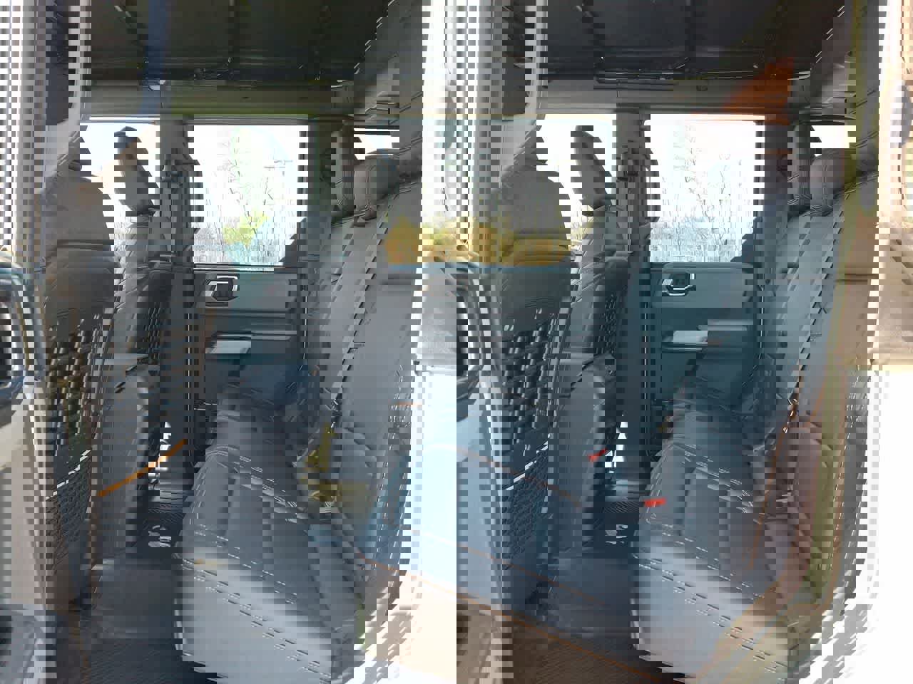 Used 2023 Ford Bronco Badlands image 26