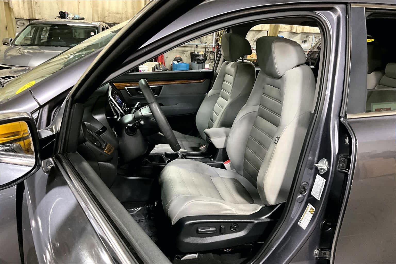 Used 2018 Honda CR-V EX image 8