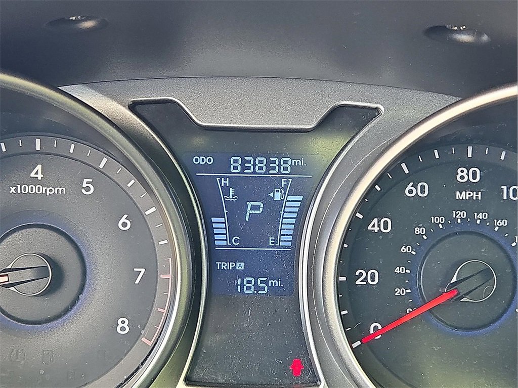 Used 2016 Hyundai Veloster Base w/ Option Group 02 image 21