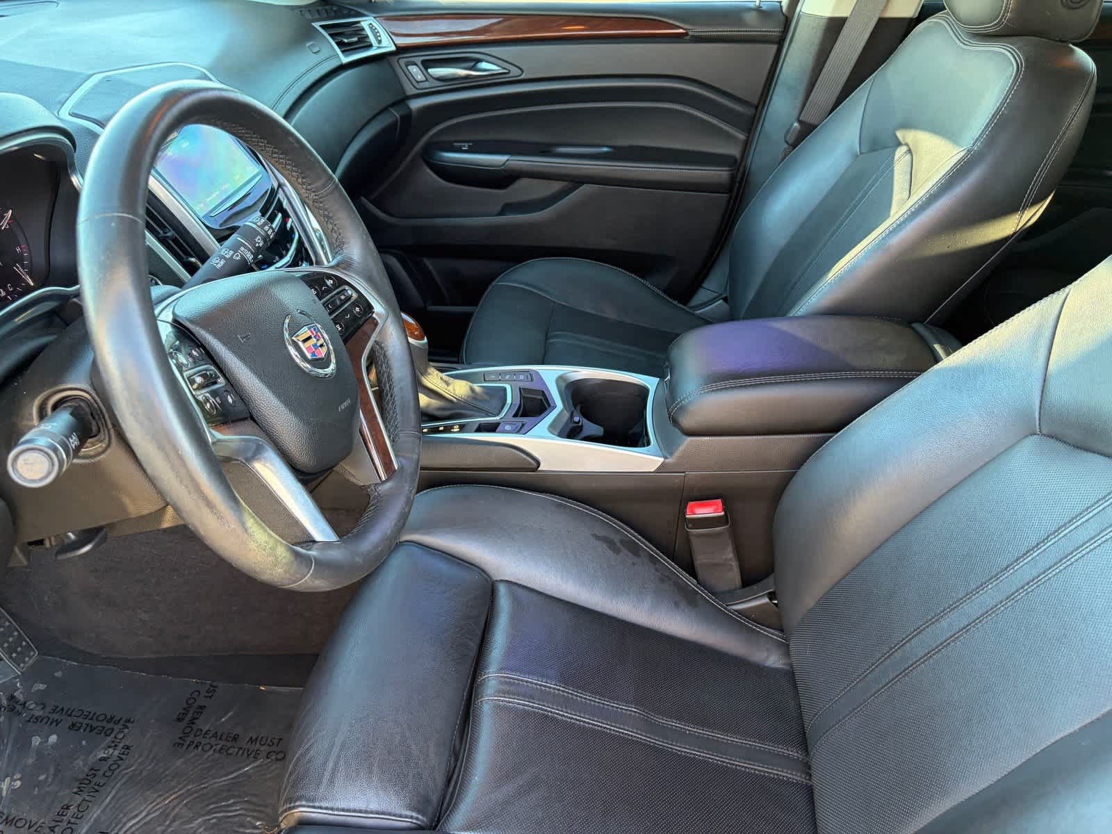 Used 2015 Cadillac SRX Luxury w/ Driver Awareness Package FWD image 15