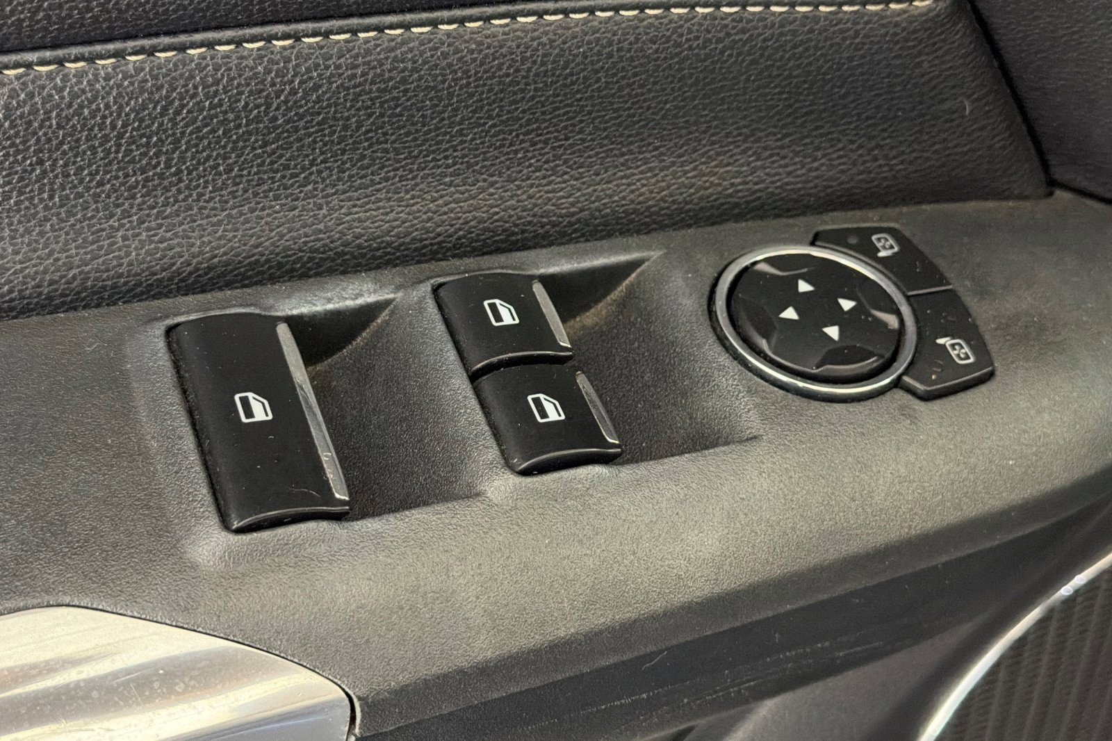 Used 2016 Ford Mustang GT Premium image 13