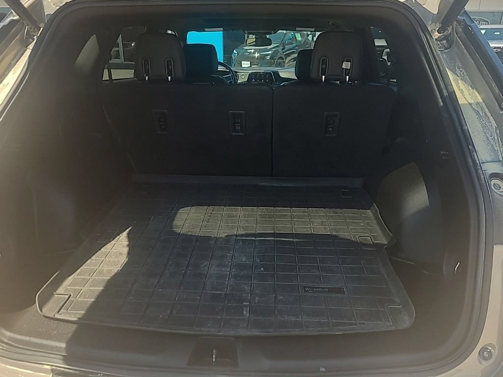 Used 2021 Chevrolet Blazer RS w/ Enhanced Convenience Package AWD/4WD image 8