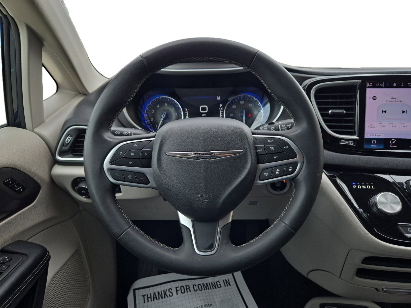 Used 2024 Chrysler Pacifica Touring-L FWD image 22