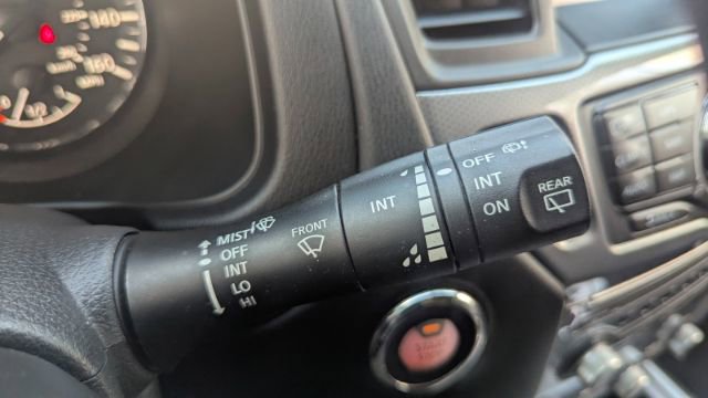 Used 2017 Nissan Pathfinder SL w/ SL Premium Package image 31