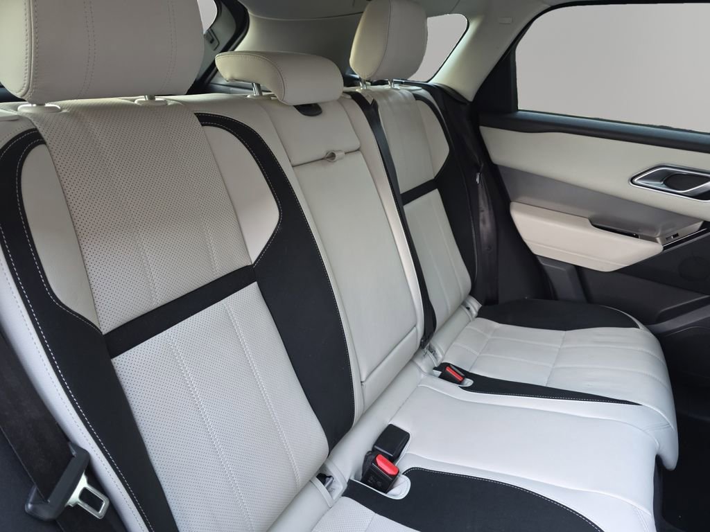 Used 2019 Land Rover Range Rover Velar S image 18