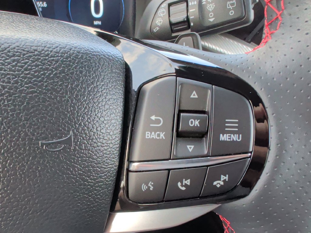 Used 2025 Ford Explorer ST AWD/4WD image 25
