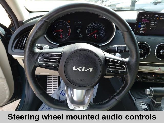 Used 2023 Kia Stinger GT-Line w/ Sun & Sound Package RWD image 11