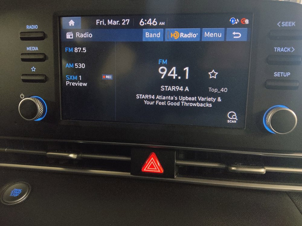 Used 2023 Hyundai Elantra SEL image 25