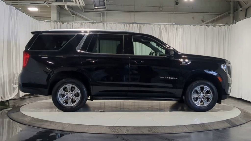 Used 2023 GMC Yukon SLE image 9