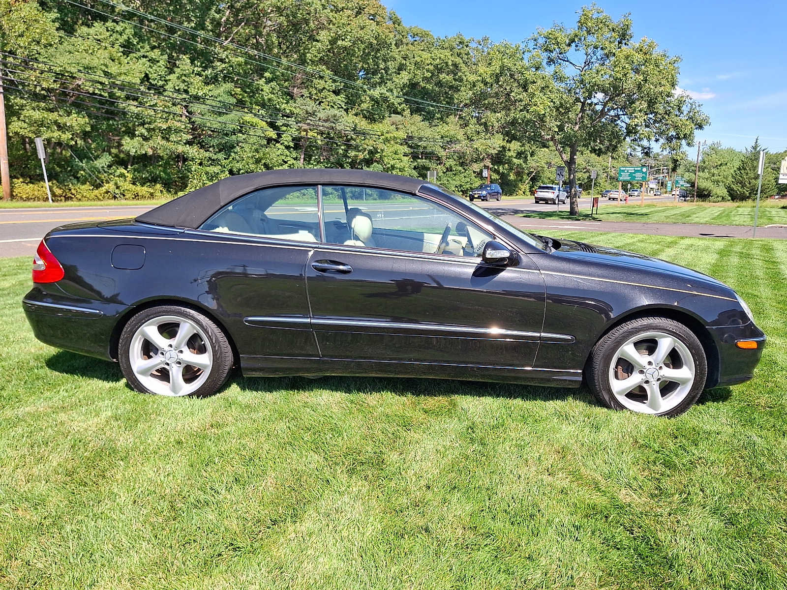 Used 2005 Mercedes-Benz CLK 320 Cabriolet image 7