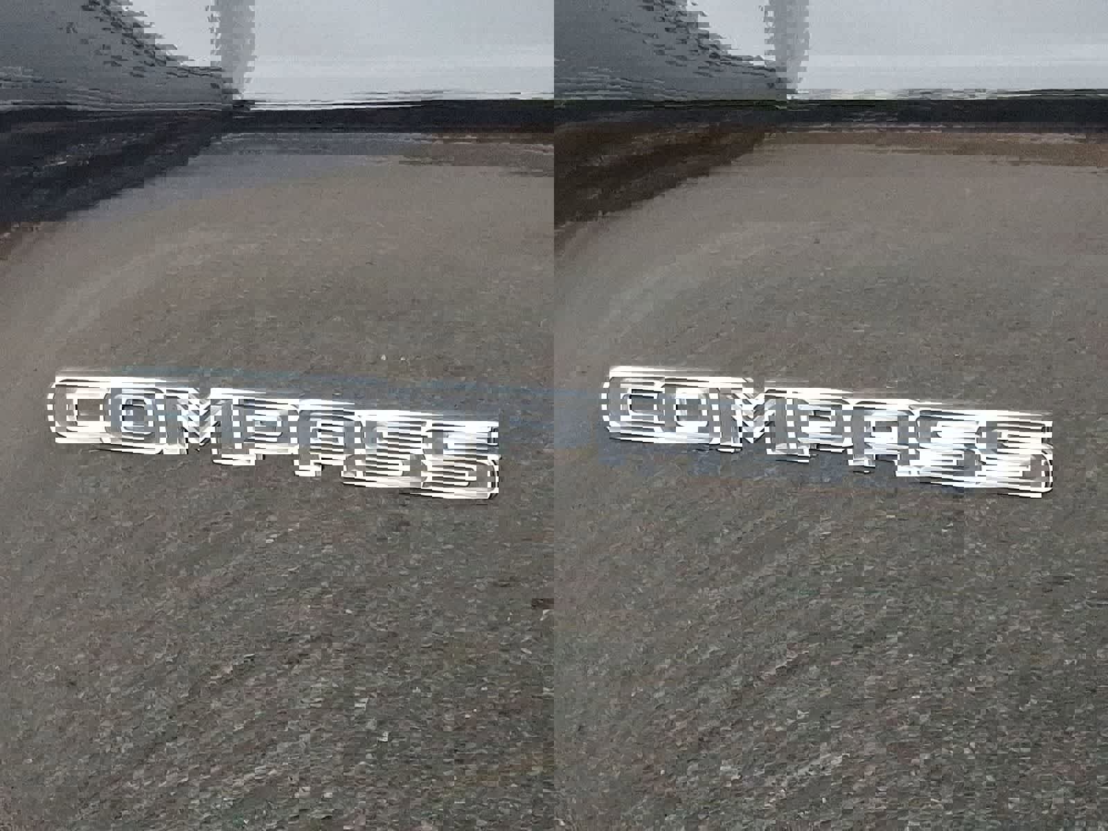 Used 2024 Jeep Compass Limited image 36