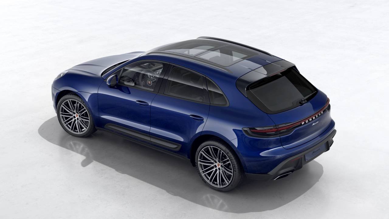 New 2026 Porsche Macan AWD/4WD image 4